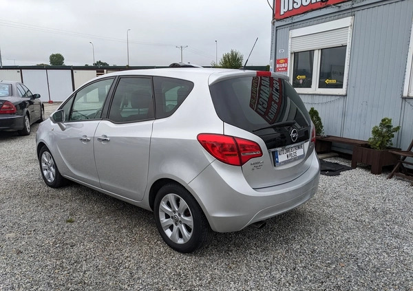 Opel Meriva cena 22800 przebieg: 219000, rok produkcji 2011 z Ostróda małe 106